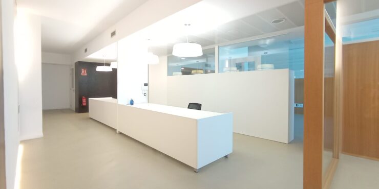 Oficina en zona industrial Hospitalet