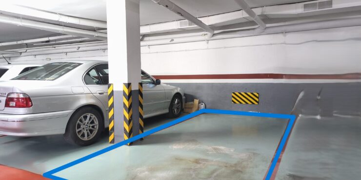 Plaza de Aparcamiento en Tres Torres