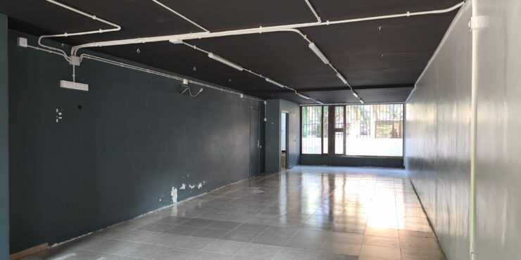 Local comercial en Les Tres Torres